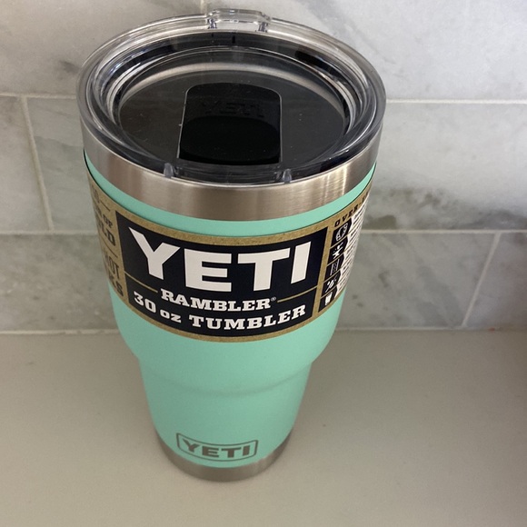 Brand new
Yeti - Picture 2 of 9